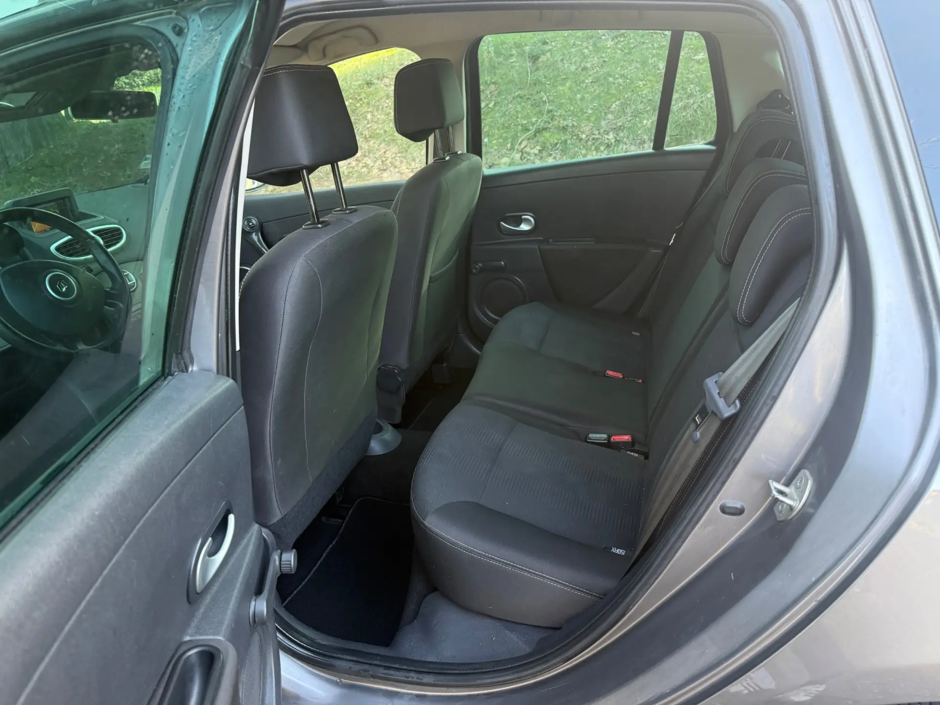 Renault Clio Outro 4