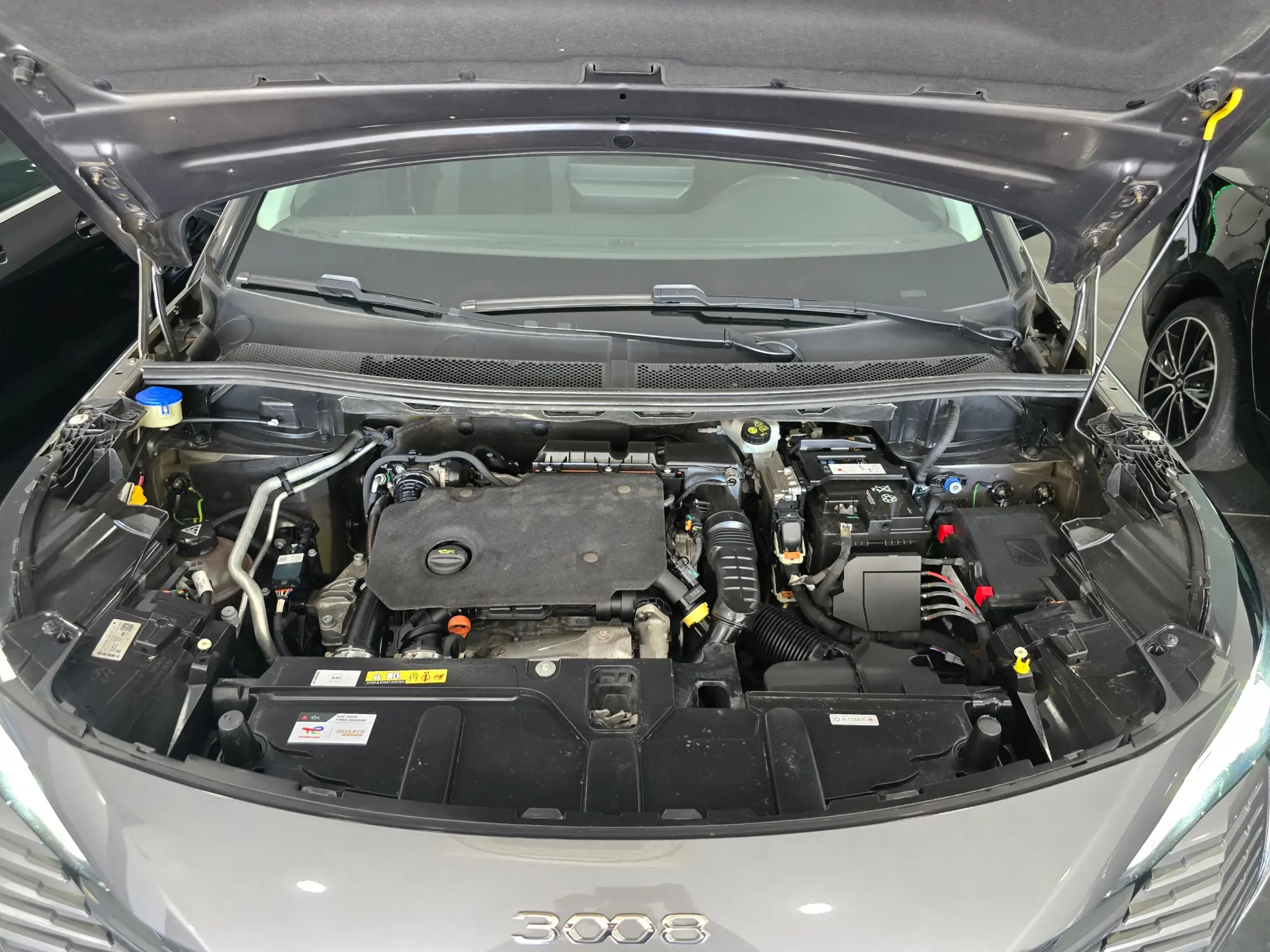 Peugeot 3008 8