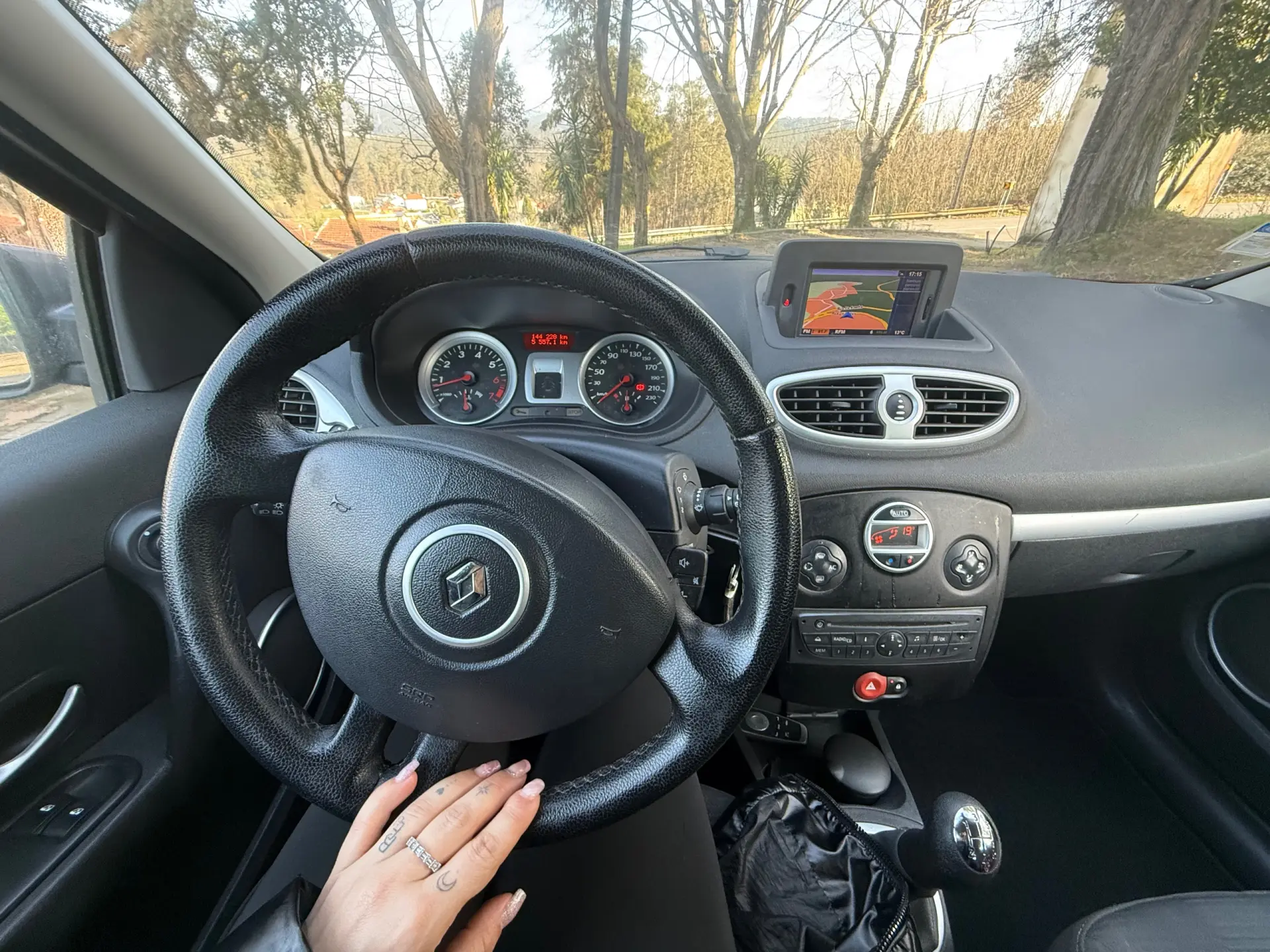 Renault Clio Outro 7