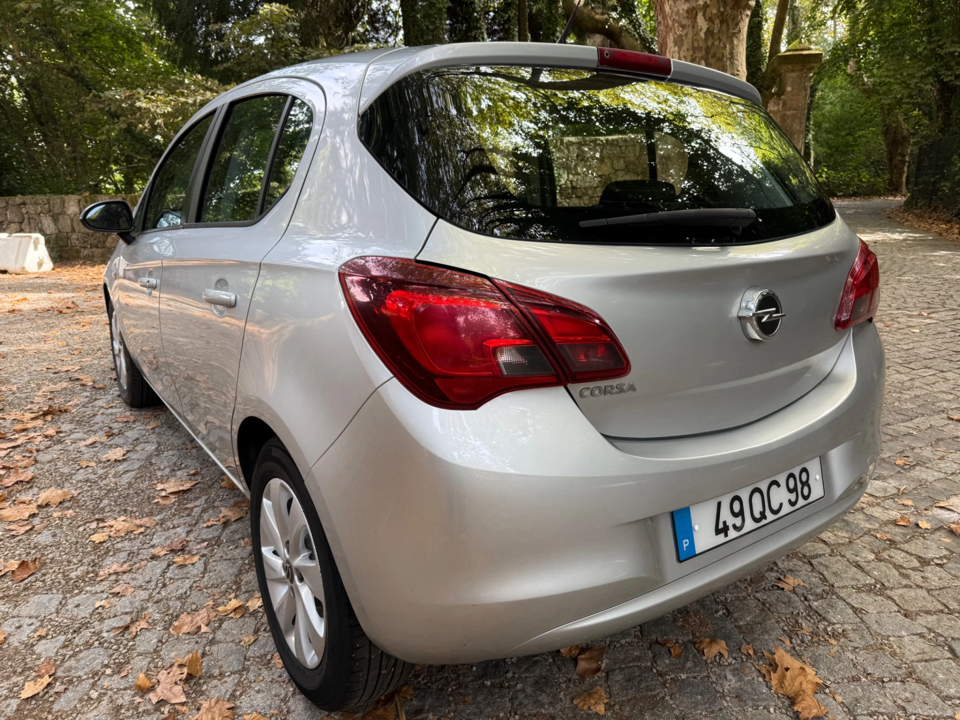 Opel Corsa Outro 4