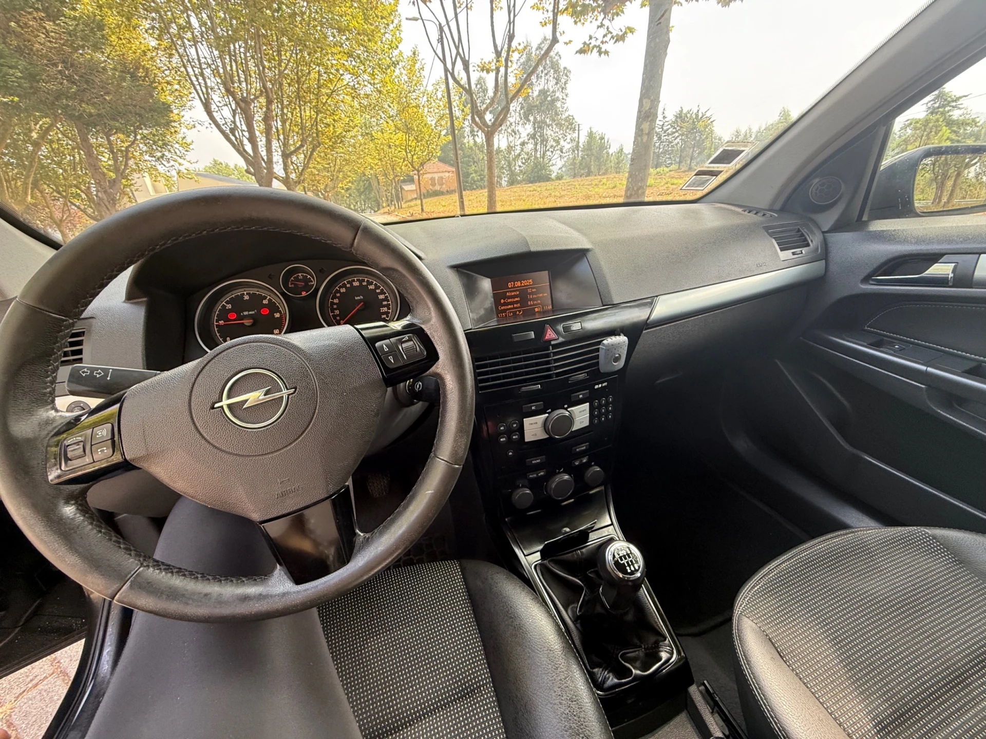 Opel Astra Outro 5