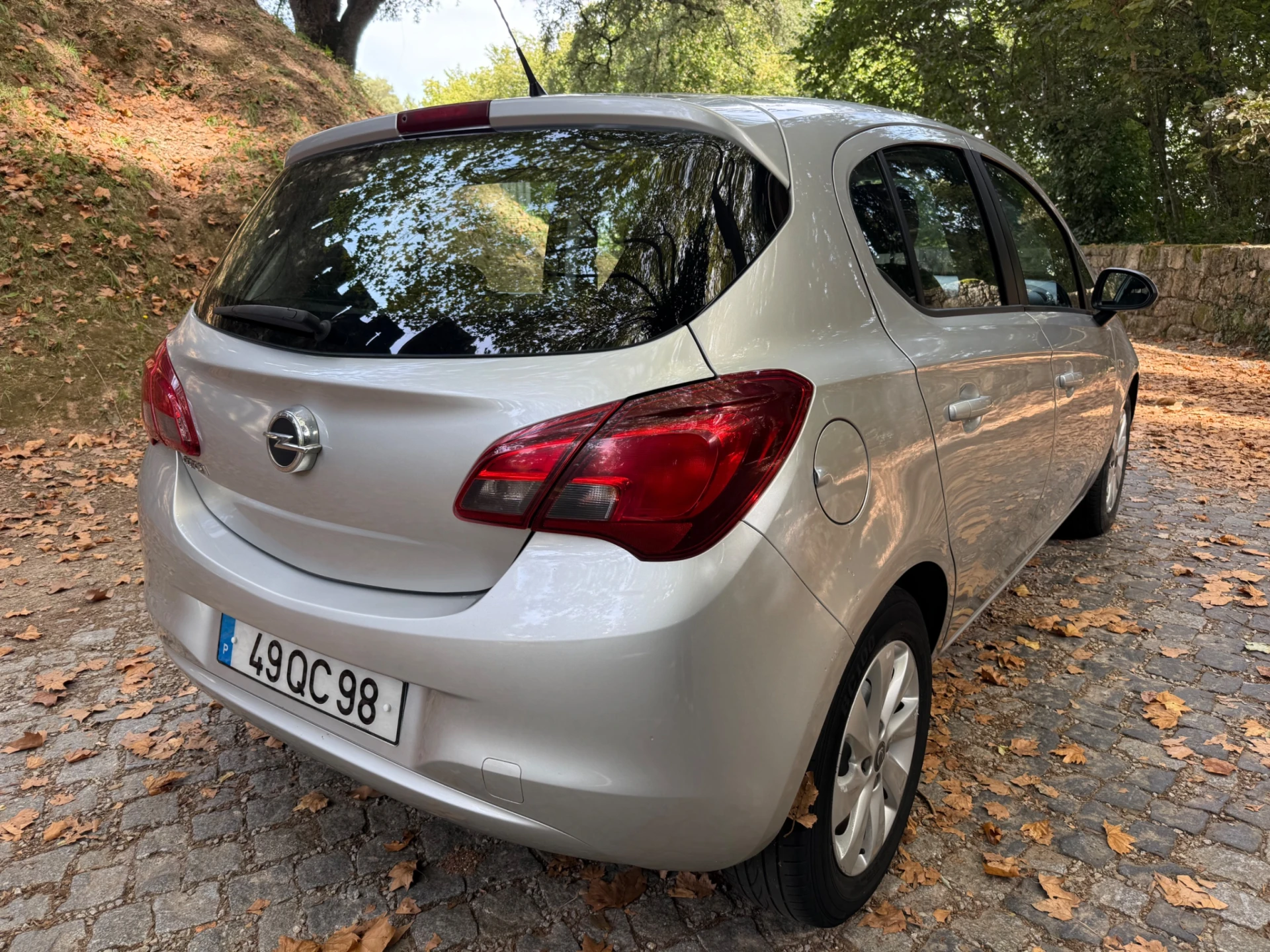 Opel Corsa Outro 5
