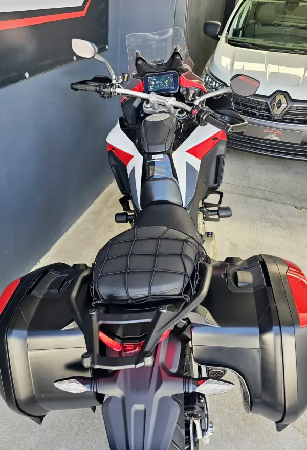 Ducati Multistrada V4 S 8