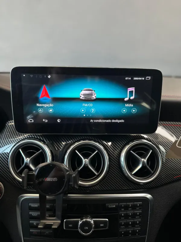 Mercedes-Benz GLA 45 AMG 4-Matic 9