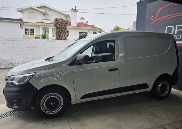 Renault Kangoo 1.5 Blue dCi Zen 4