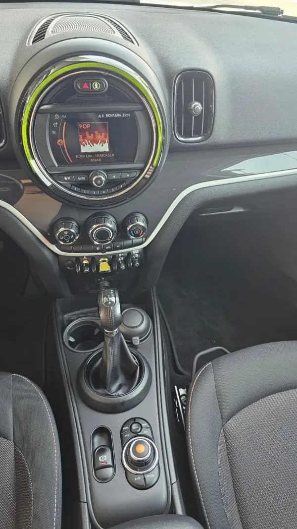 MINI Countryman Cooper SE All4 Aut. 6