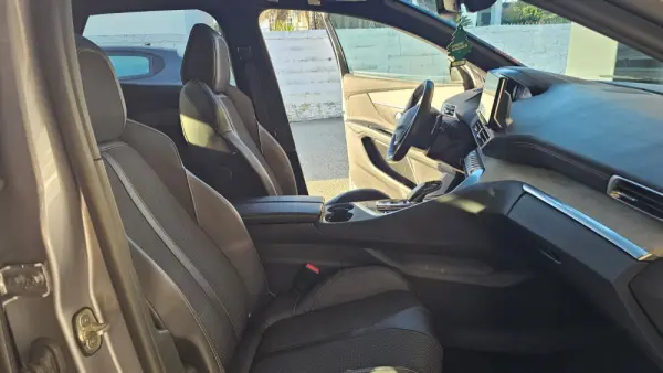 Peugeot 3008 1.5 BlueHDi GT EAT8 7