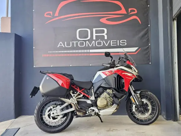 Ducati Multistrada V4 S 3