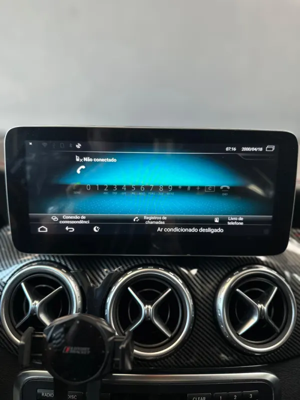 Mercedes-Benz GLA 45 AMG 4-Matic 11