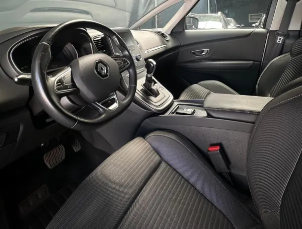Renault Grand Scénic 1.5 dCi Intens EDC SS 4