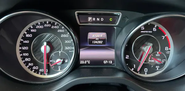 Mercedes-Benz GLA 45 AMG 4-Matic 7