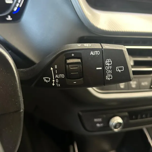 BMW 116 Pack Desportivo M 7