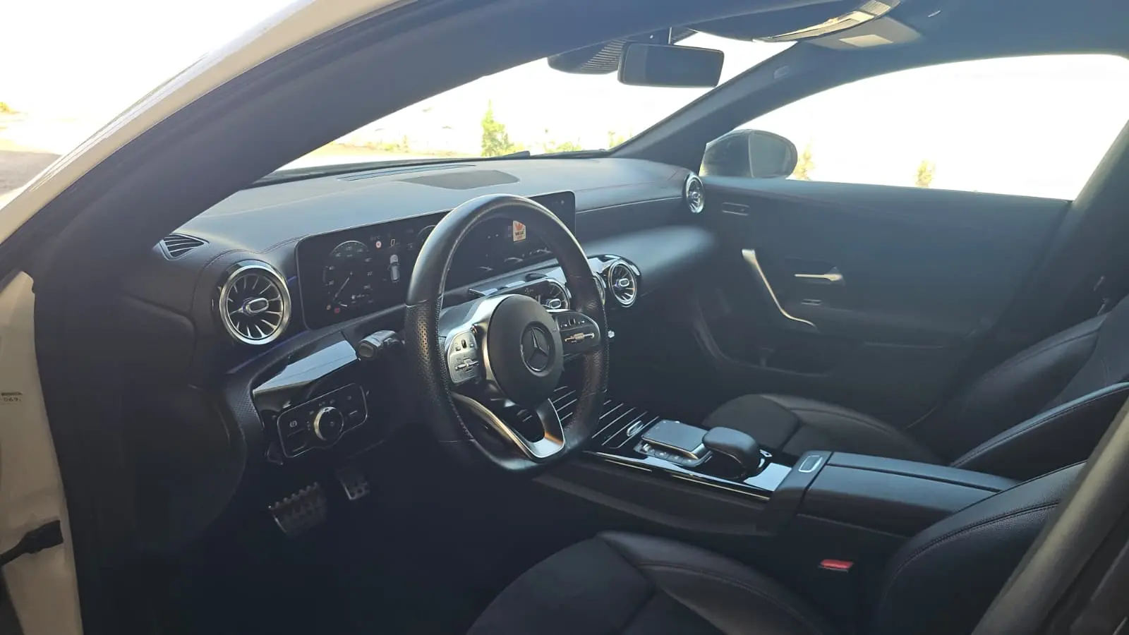 Mercedes-Benz CLA 180 d 7G-DCT AMG Line 9