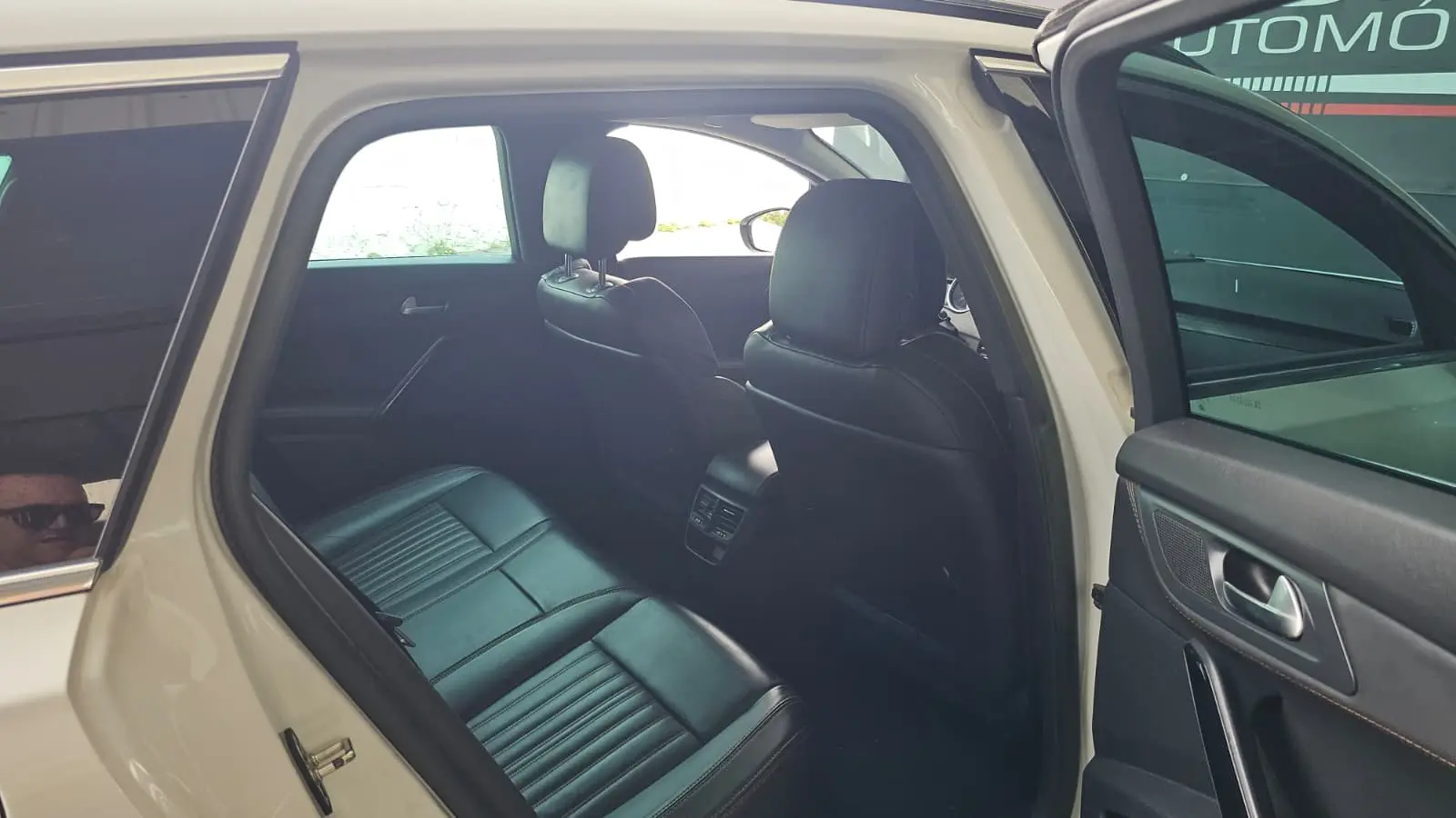 Peugeot 508 RXH 2.0 HDi Hybrid4 2-Tronic 11