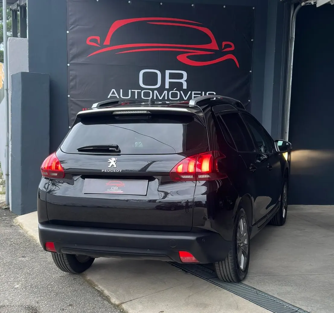 Peugeot 2008 1.2 PureTech Style 2