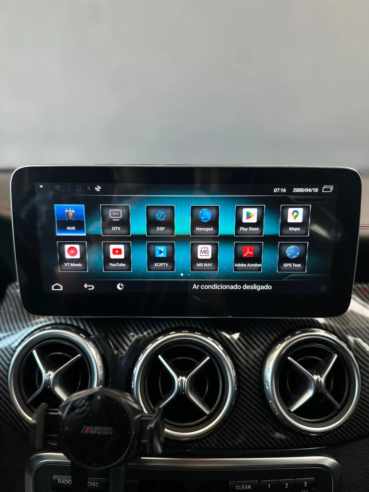 Mercedes-Benz GLA 45 AMG 4-Matic 13