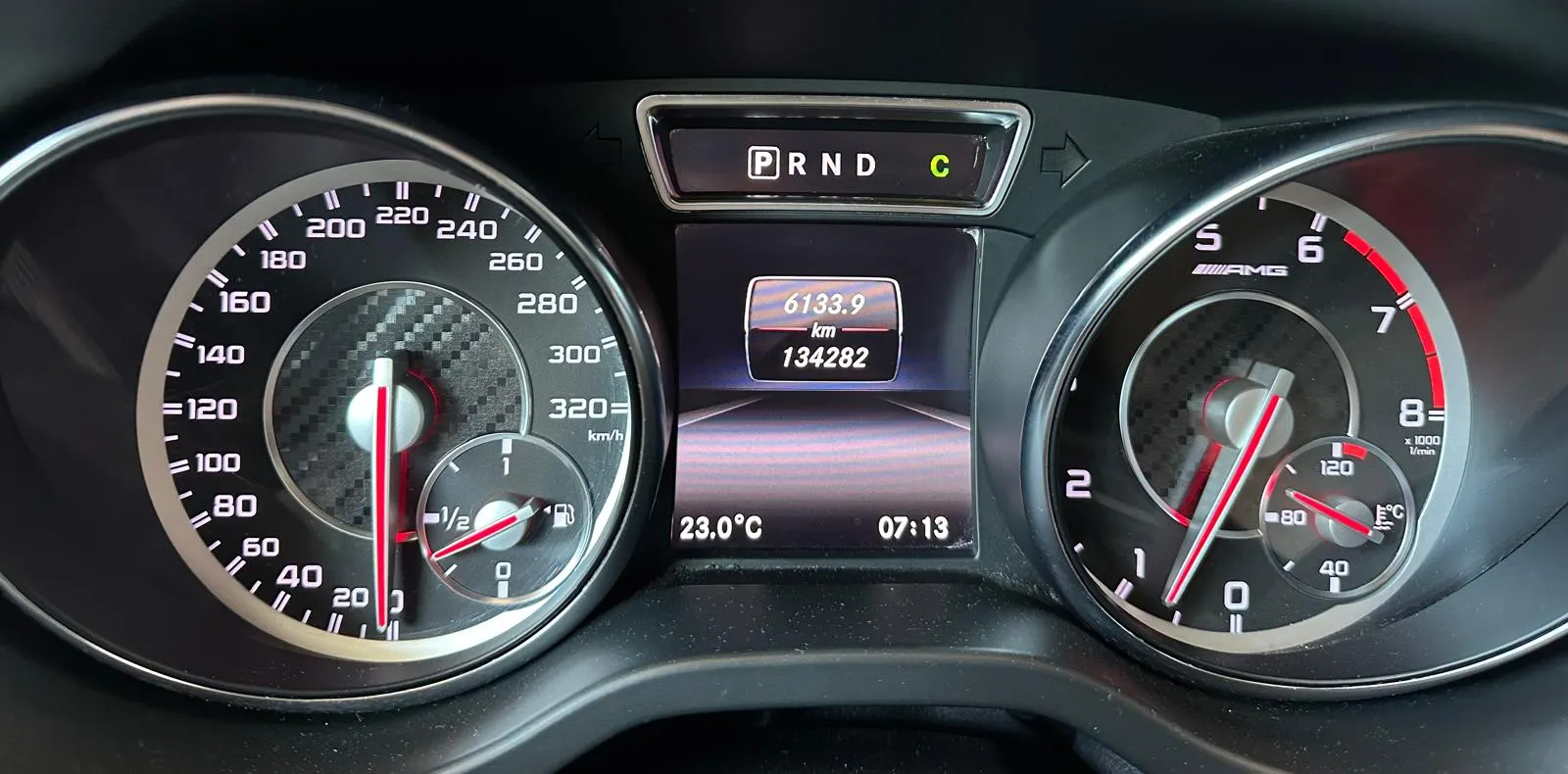 Mercedes-Benz GLA 45 AMG 4-Matic 7