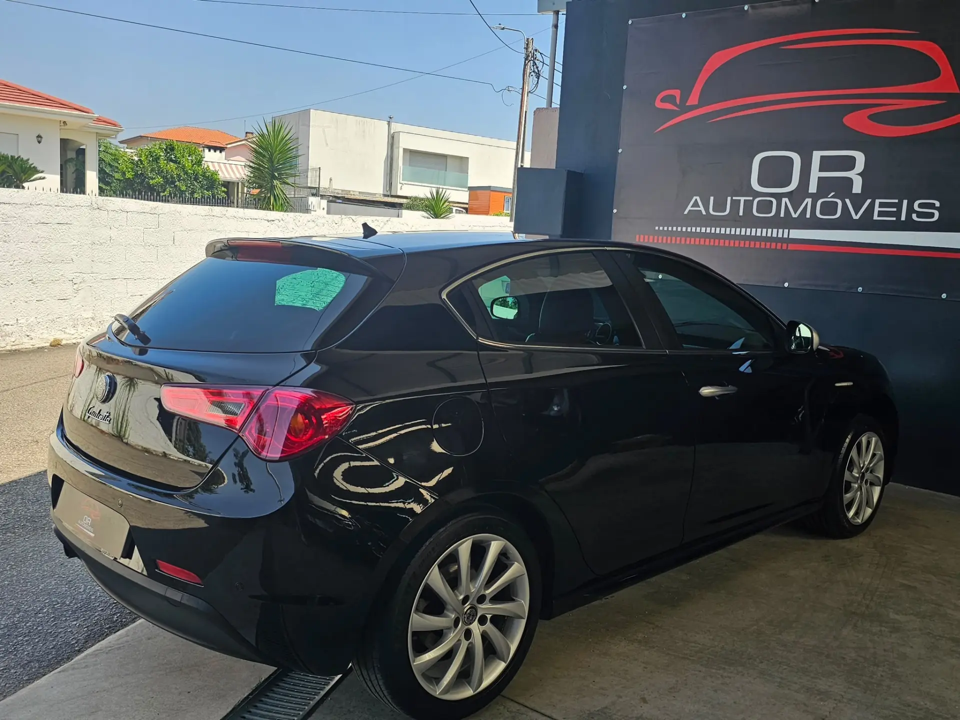 Alfa Romeo Giulietta 1.6 JTDM Exclusive 6