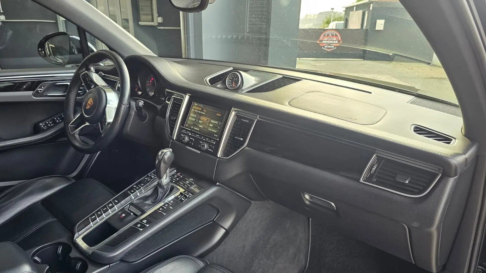 Porsche Macan S 5