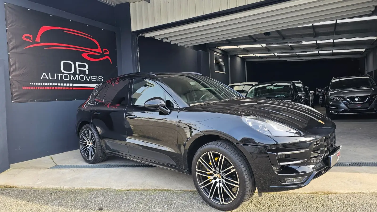 Porsche Macan S 2