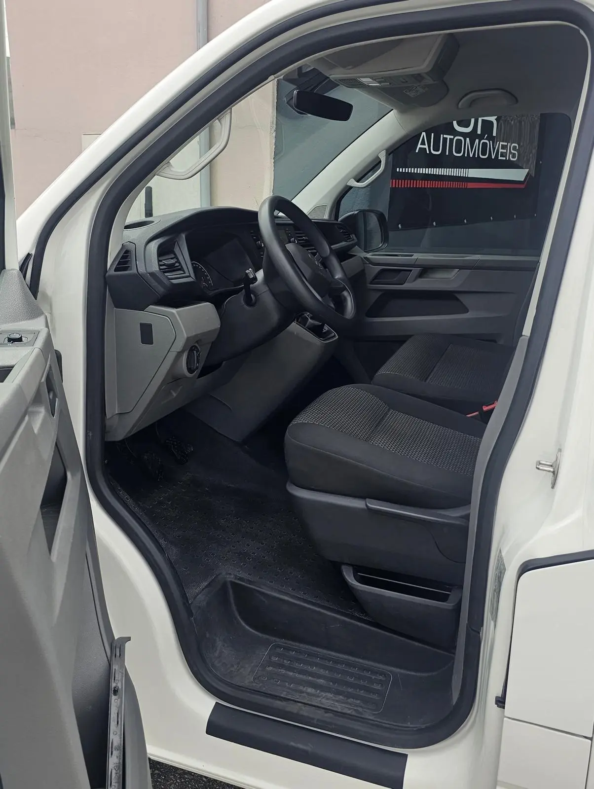 Volkswagen Transporter 2.0 TDI L.Business 7