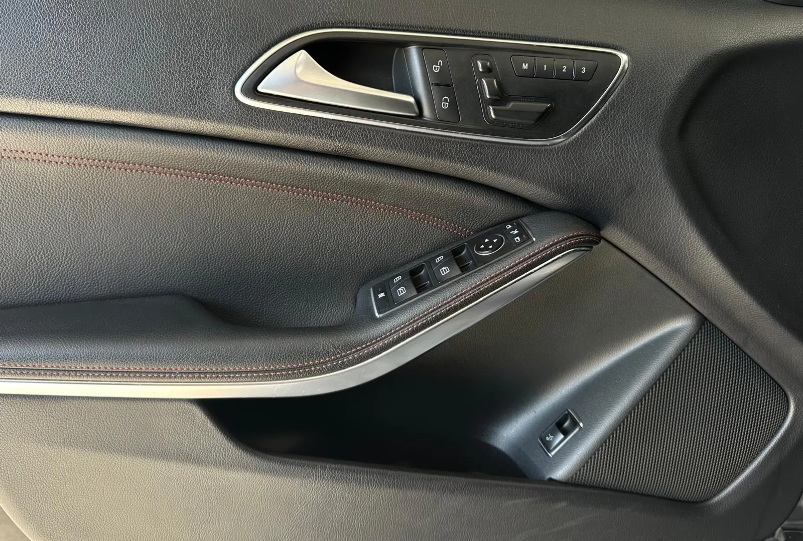 Mercedes-Benz GLA 45 AMG 4-Matic 5