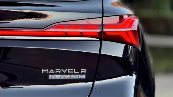 MG Marvel R 70 kWh AWD Performance 6