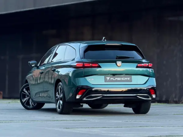 Peugeot 308 SW 1.2 PureTech Allure EAT6 36