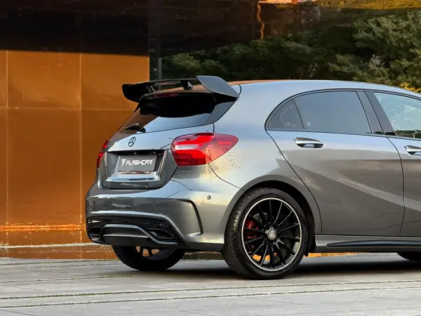 Mercedes-Benz A 180 AMG Line 30