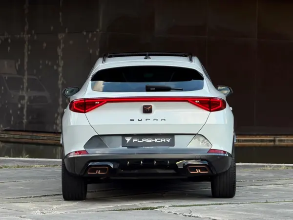 Cupra Formentor 1.4 e-Hybrid DSG VZ 33