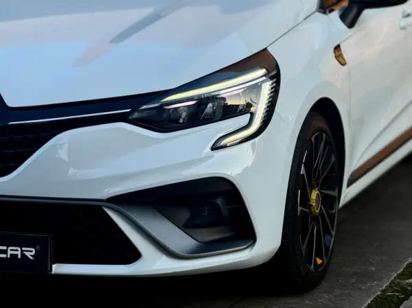 Renault Clio E.tech Hubrid RS-line 36