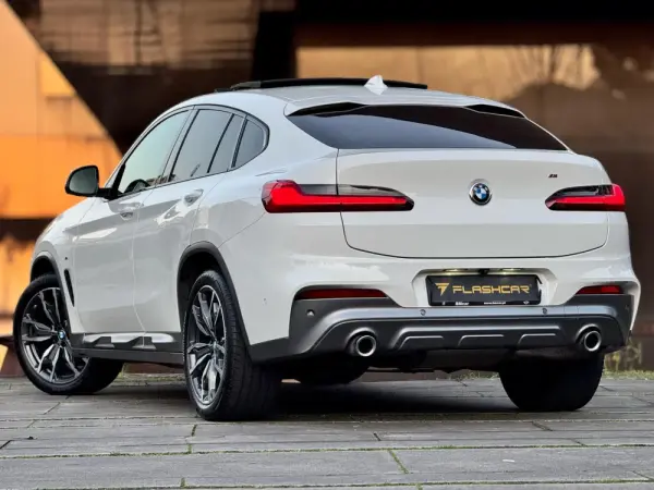 BMW X4 20 d xDrive xLine Pack M Auto 8
