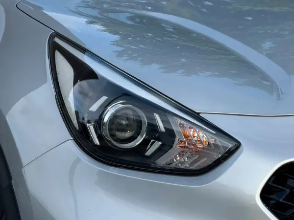 Kia Niro 1.6GDI HEV (Híbrido) TX 38