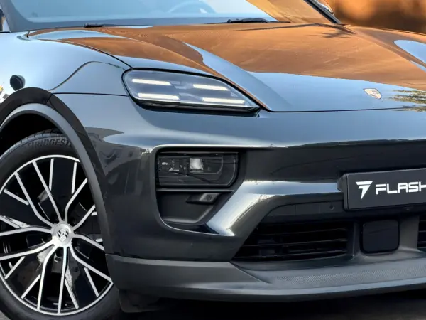 Porsche Macan Electric 28