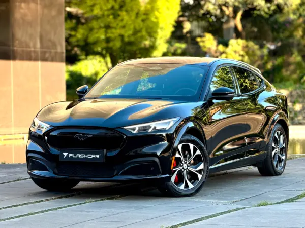 Ford Mustang Mach-E 75.7 kWh AWD RSK 16