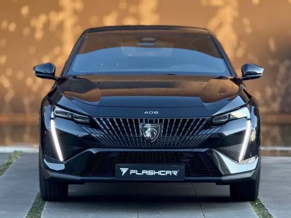 Peugeot 408 1.6 Hybrid GT e-EAT8 2