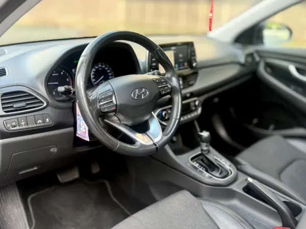 Hyundai i30 SW 1.6 CRDi Style+Navi 7
