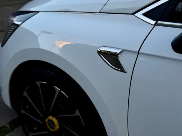 Renault Clio E.tech Hubrid RS-line 11