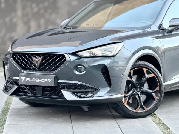 Cupra Formentor 1.4 e-Hybrid DSG VZ 5