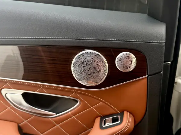 Mercedes-Benz C 63 AMG S 20