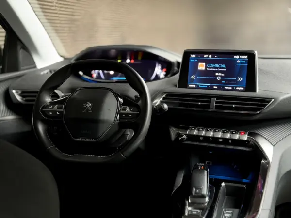 Peugeot 3008 1.2 PureTech Allure Pack EAT8 32