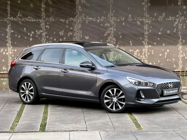 Hyundai i30 SW 1.6 CRDi Style+Navi 52