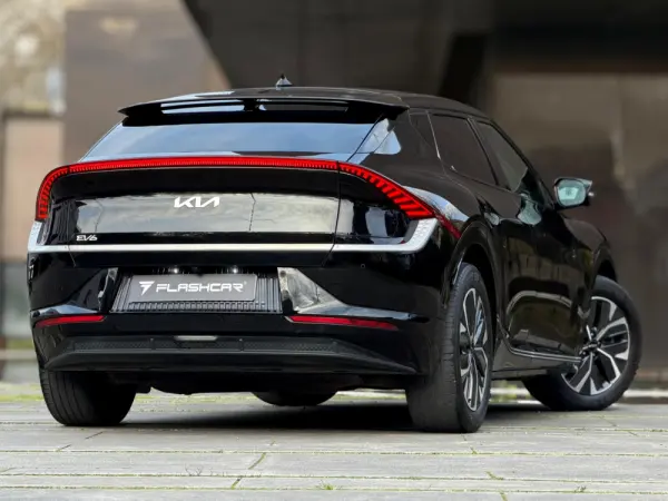 Kia EV6 77.4 kWh Earth 18