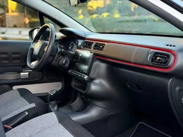 Citroen C3 1.2 PureTech C-Series 19