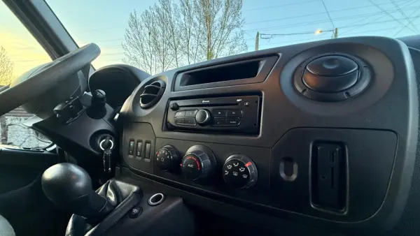 Renault Master E-Tech L2H2 3T5 Advance Autonomia Urbana 21