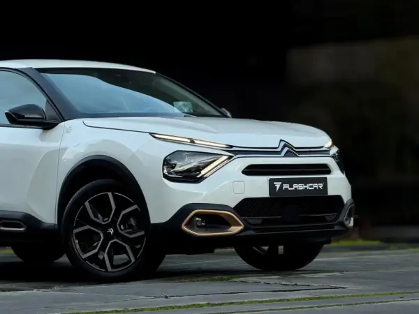 Citroën e-C4 50 kWh C-Series 21