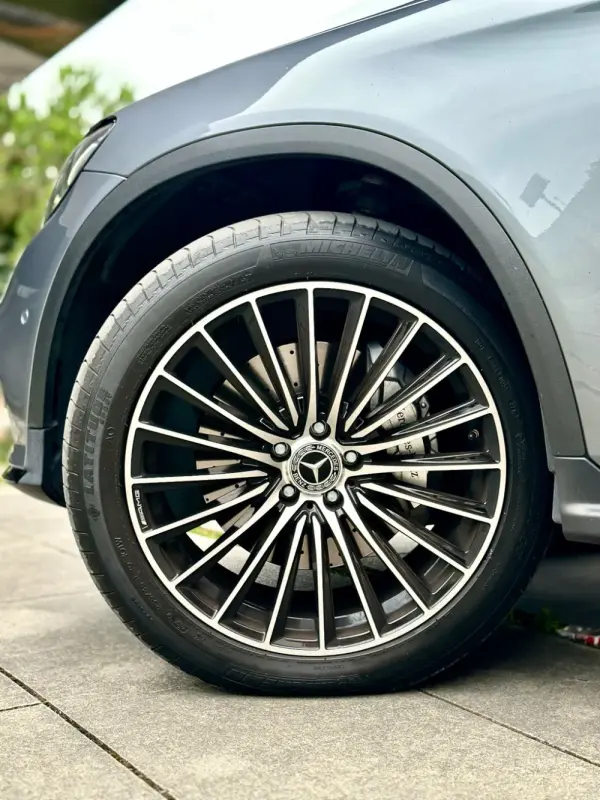 Mercedes-Benz GLC 250 d Coupé AMG Line 4-Matic 7