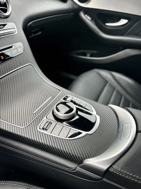 Mercedes-Benz GLC 250 d Coupé AMG Line 4-Matic 10