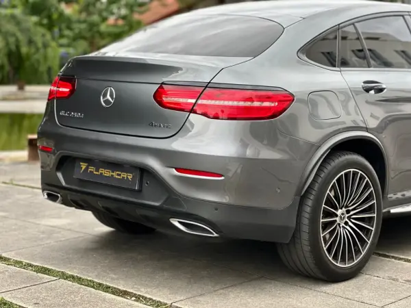 Mercedes-Benz GLC 250 d Coupé AMG Line 4-Matic 15