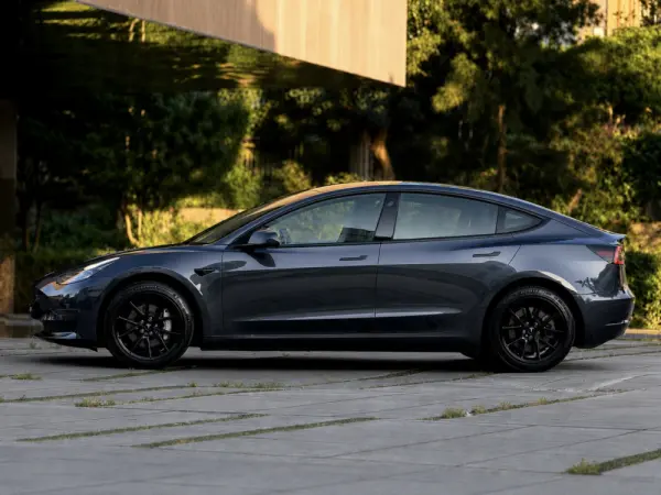 Tesla Model 3 Long Range AWD Dual Motor 11